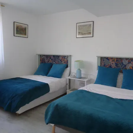 Apartment 34 *